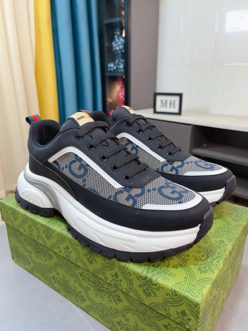Men's shoes 💰458🌹🌹[GUCCI] Gucci's new lace-up casual men's shoes are on the market first, and the materials and workmanship are superior to all versions on the market. The highest quality shipped first-layer cowhide with imported original perforated materials➕Genuine leather lining, privately molded soft outsole, high foot comfort, imported special materials highlight the brand's unique charm, high-end customization 38-44